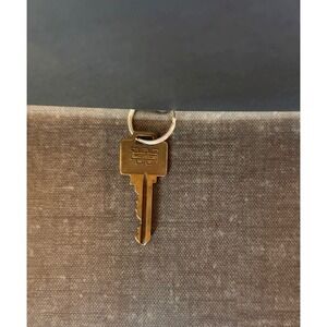 Vintage‎ Weiser Brass Key E43375